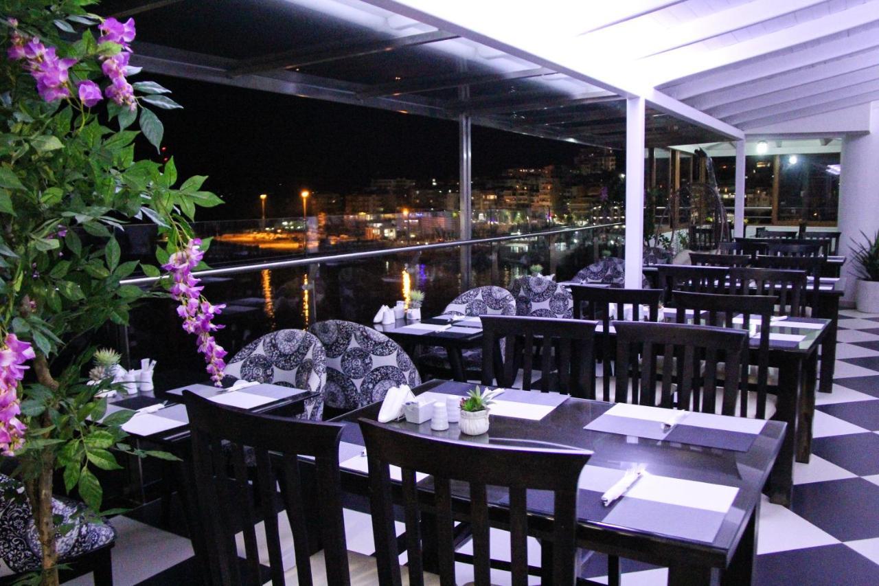 Republika Hotel Sarandë Exterior foto
