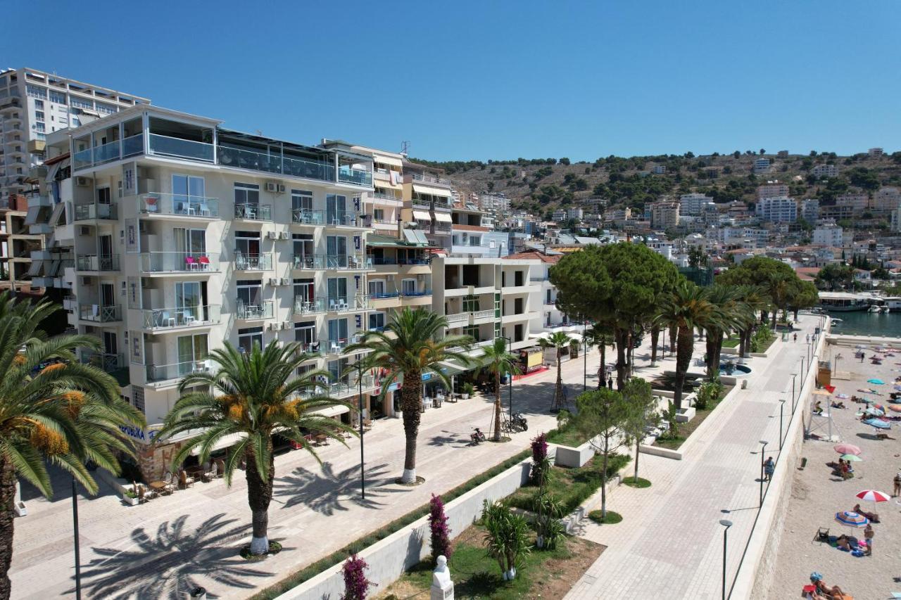 Republika Hotel Sarandë Exterior foto